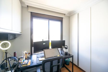 Apartamento à venda com 149m², 4 quartos e 2 vagas Apartamento à venda com 149m², 4 quartos e 2 vagasQuarto 02