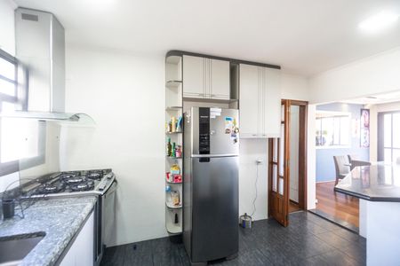 Apartamento à venda com 149m², 4 quartos e 2 vagas Apartamento à venda com 149m², 4 quartos e 2 vagasCozinha