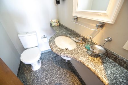 Apartamento à venda com 149m², 4 quartos e 2 vagas Apartamento à venda com 149m², 4 quartos e 2 vagasPia