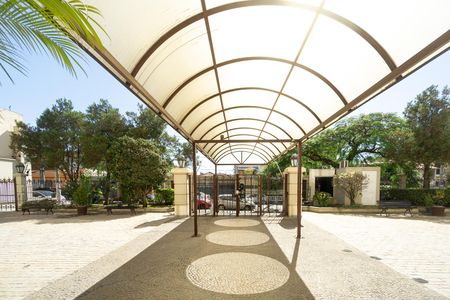 Apartamento à venda com 149m², 4 quartos e 2 vagas Apartamento à venda com 149m², 4 quartos e 2 vagasEntrada