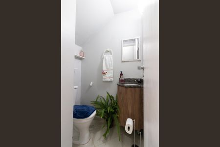 Lavabo de casa de condomínio à venda com 2 quartos, 100m² em Jardim Joao Xxiii, São Paulo