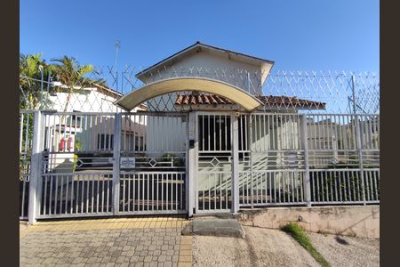 Fachada de casa de condomínio à venda com 2 quartos, 100m² em Jardim Joao Xxiii, São Paulo