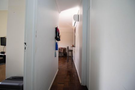 Apartamento à venda com 72m², 3 quartos e sem vagaCorredor