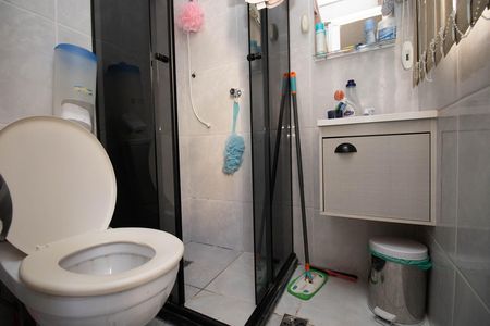 Apartamento à venda com 72m², 3 quartos e sem vagaBanheiro da Suíte