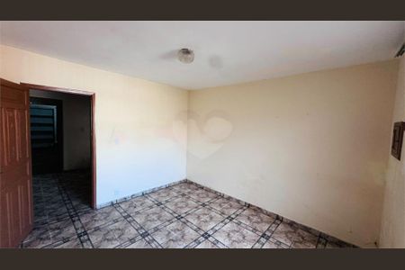 Casa à venda com 3 quartos, 70m² em Jardim Leticia, São Paulo