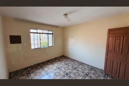 Casa à venda com 3 quartos, 70m² em Jardim Leticia, São Paulo