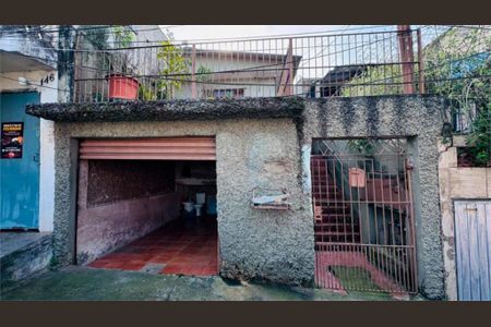 Casa à venda com 3 quartos, 70m² em Jardim Leticia, São Paulo
