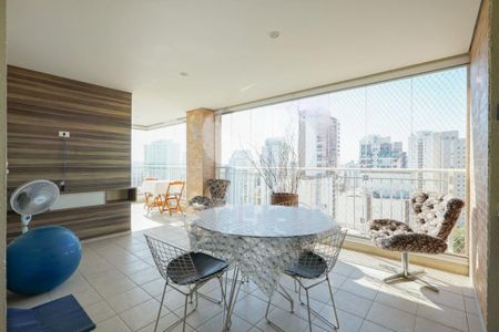 Apartamento à venda com 3 quartos, 115m² em Santo Amaro, São Paulo