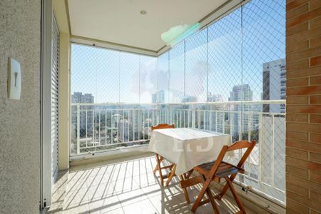 Apartamento à venda com 3 quartos, 115m² em Santo Amaro, São Paulo