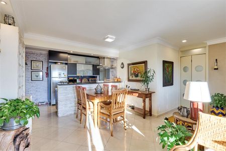 Apartamento à venda com 2 quartos, 102m² em Santo Amaro, São Paulo