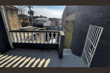 Casa à venda com 240m², 3 quartos e 2 vagas Casa à venda com 240m², 3 quartos e 2 vagasCasa 2 - Quintal