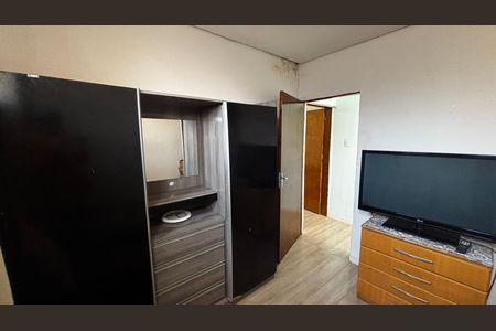 Casa à venda com 240m², 3 quartos e 2 vagas Casa à venda com 240m², 3 quartos e 2 vagasCasa 1 - Quarto 2