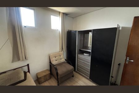 Casa à venda com 240m², 3 quartos e 2 vagas Casa à venda com 240m², 3 quartos e 2 vagasCasa 1 - Quarto 2