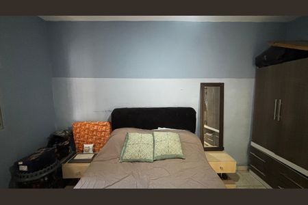 Casa 2 - Quarto 1 de casa à venda com 3 quartos, 240m² em Parque Oratório, Santo André