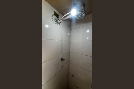 Casa à venda com 240m², 3 quartos e 2 vagas Casa à venda com 240m², 3 quartos e 2 vagasGaragem - Banheiro