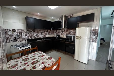 Casa 1 - Cozinha de casa à venda com 3 quartos, 240m² em Parque Oratório, Santo André