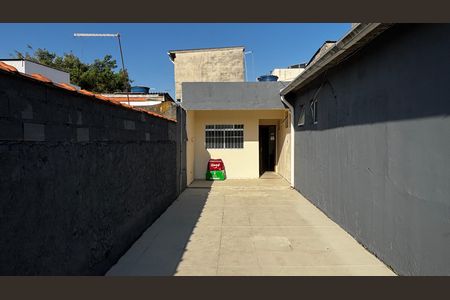 Casa à venda com 240m², 3 quartos e 2 vagas Casa à venda com 240m², 3 quartos e 2 vagasCasa 2 - Quintal