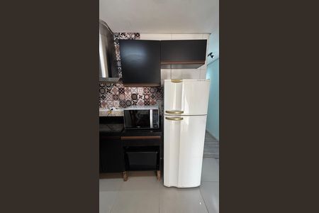 Casa à venda com 240m², 3 quartos e 2 vagas Casa à venda com 240m², 3 quartos e 2 vagasCasa 1 - Cozinha