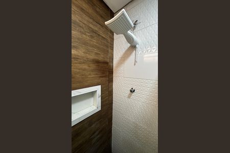 Casa à venda com 240m², 3 quartos e 2 vagas Casa à venda com 240m², 3 quartos e 2 vagasCasa 1 - Suite Banheiro