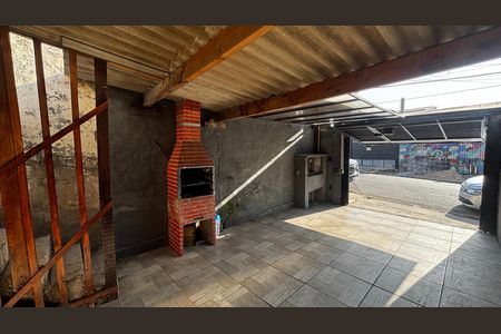 Casa à venda com 240m², 3 quartos e 2 vagas Casa à venda com 240m², 3 quartos e 2 vagasGaragem
