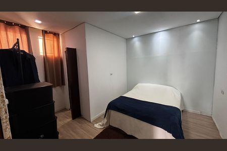 Casa à venda com 240m², 3 quartos e 2 vagas Casa à venda com 240m², 3 quartos e 2 vagasCasa 1 - Suite