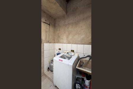 Casa à venda com 240m², 3 quartos e 2 vagas Casa à venda com 240m², 3 quartos e 2 vagasCasa 2 - Area de Serviço