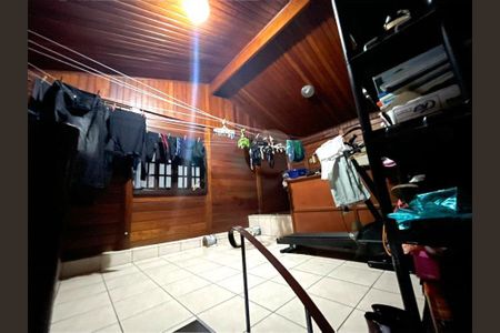 Casa à venda com 3 quartos, 217m² em Veleiros, São Paulo