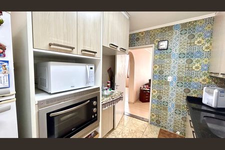 Cozinha de apartamento à venda com 2 quartos, 75m² em Vila das Palmeiras, Guarulhos