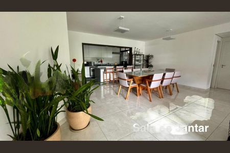 Apartamento à venda com 128m², 3 quartos e 2 vagas