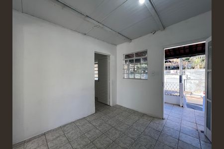 Casa para alugar com 55m², 1 quarto e sem vaga Casa para alugar com 55m², 1 quarto e sem vagaSala