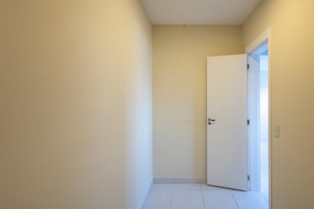 Apartamento para alugar com 181m², 3 quartos e 3 vagas Apartamento para alugar com 181m², 3 quartos e 3 vagasQuarto de Serviço