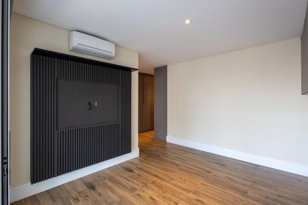 Apartamento para alugar com 181m², 3 quartos e 3 vagas Apartamento para alugar com 181m², 3 quartos e 3 vagasSuíte 2