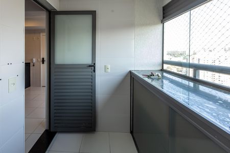 Apartamento para alugar com 181m², 3 quartos e 3 vagas Apartamento para alugar com 181m², 3 quartos e 3 vagasÁrea de Serviço