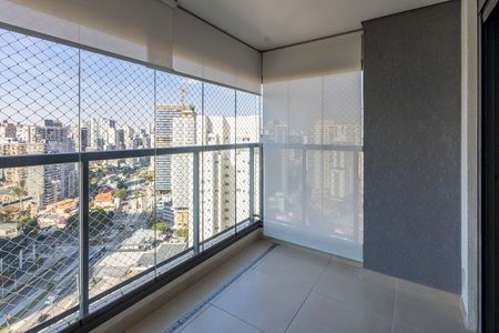 Apartamento para alugar com 181m², 3 quartos e 3 vagas Apartamento para alugar com 181m², 3 quartos e 3 vagasSuite 2 - Varanda