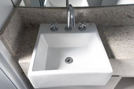Apartamento para alugar com 181m², 3 quartos e 3 vagas Apartamento para alugar com 181m², 3 quartos e 3 vagasBanheiro da Suíte 1