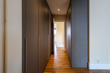 Apartamento para alugar com 181m², 3 quartos e 3 vagas Apartamento para alugar com 181m², 3 quartos e 3 vagasSuite 2 - Closet