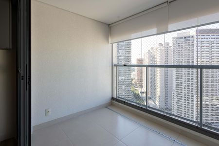 Apartamento para alugar com 181m², 3 quartos e 3 vagas Apartamento para alugar com 181m², 3 quartos e 3 vagasSuite 2 - Varanda