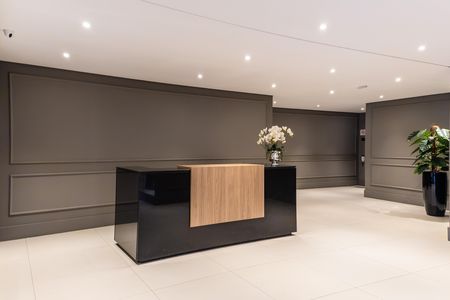 Apartamento para alugar com 181m², 3 quartos e 3 vagas Apartamento para alugar com 181m², 3 quartos e 3 vagasÁrea comum - Hall