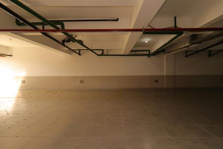 Garagem de apartamento à venda com 2 quartos, 88m² em Vila Homero Thon, Santo André