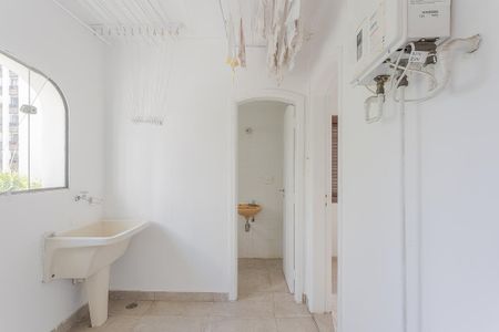 Área de Serviço de apartamento para alugar com 2 quartos, 127m² em Alto de Pinheiros, São Paulo
