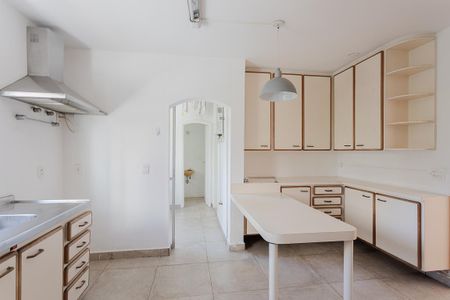 Cozinha de apartamento para alugar com 2 quartos, 127m² em Alto de Pinheiros, São Paulo