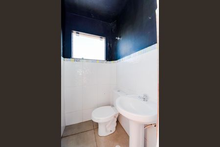 Banheiro Social 2 de casa para alugar com 1 quarto, 120m² em Jardim Pinhal, Guarulhos