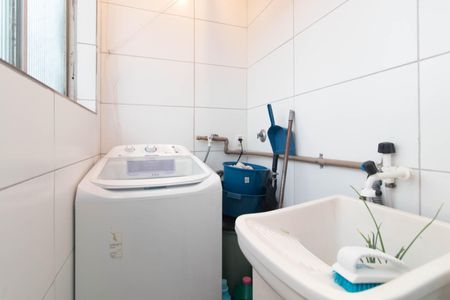 Apartamento à venda com 75m², 3 quartos e sem vagaCozinha e Área de Serviço