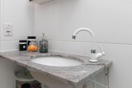 Apartamento à venda com 75m², 3 quartos e sem vagaBanheiro