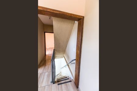 Escada de casa à venda com 4 quartos, 225m² em Jardim Florida, Barueri
