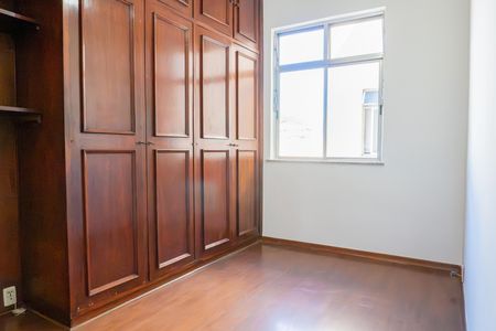 Apartamento à venda com 75m², 2 quartos e sem vaga