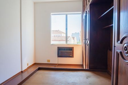 Apartamento à venda com 75m², 2 quartos e sem vaga
