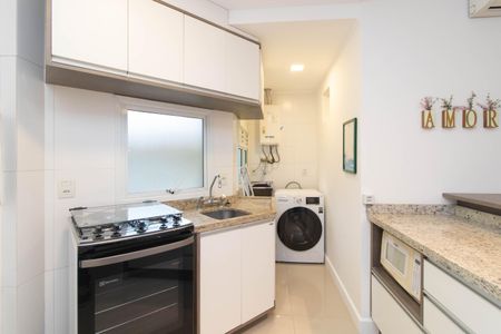 Cozinha de apartamento para alugar com 1 quarto, 45m² em Farroupilha, Porto Alegre