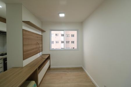 Sala de apartamento para alugar com 2 quartos, 45m² em Piraporinha, Diadema