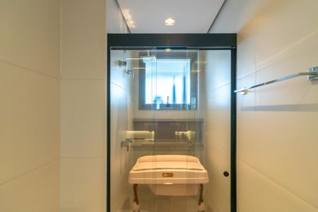Apartamento à venda com 134m², 3 quartos e 3 vagasBanheiro da Suíte 1 e 2